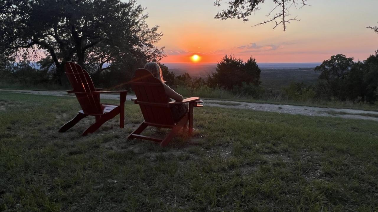 Hill Country Highland'S Bluebonnet Cottage Marble Falls Buitenkant foto