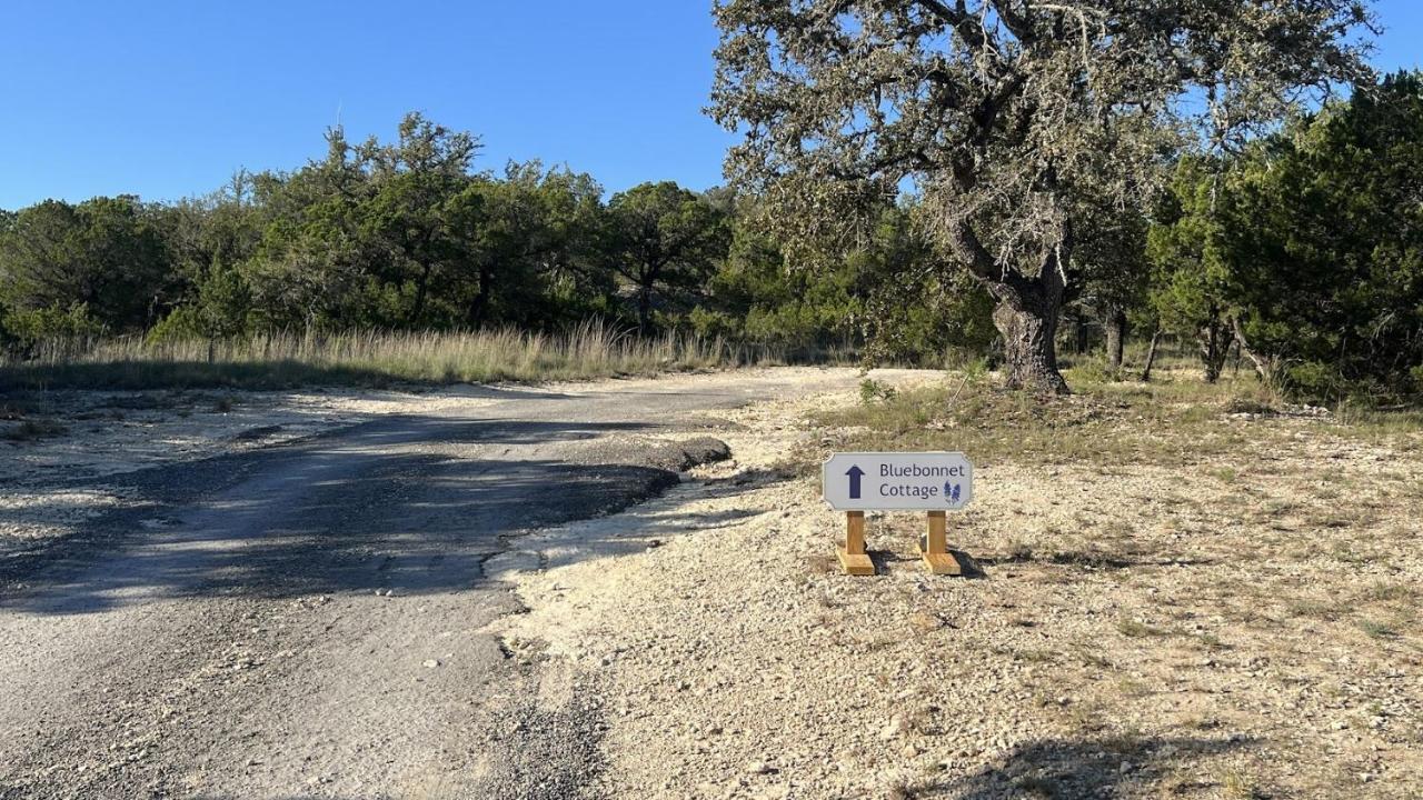 Hill Country Highland'S Bluebonnet Cottage Marble Falls Buitenkant foto